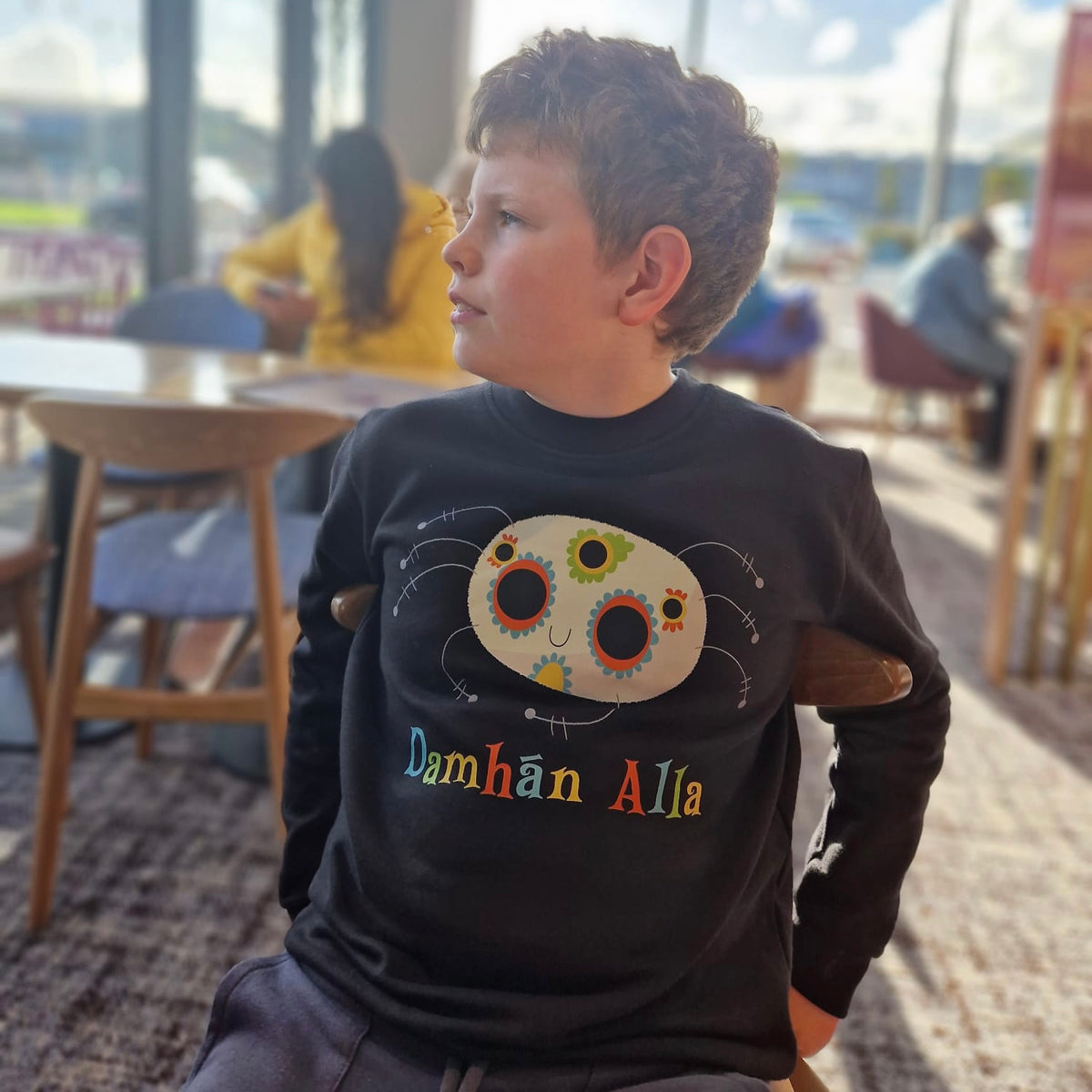 Damhán Alla Sweater